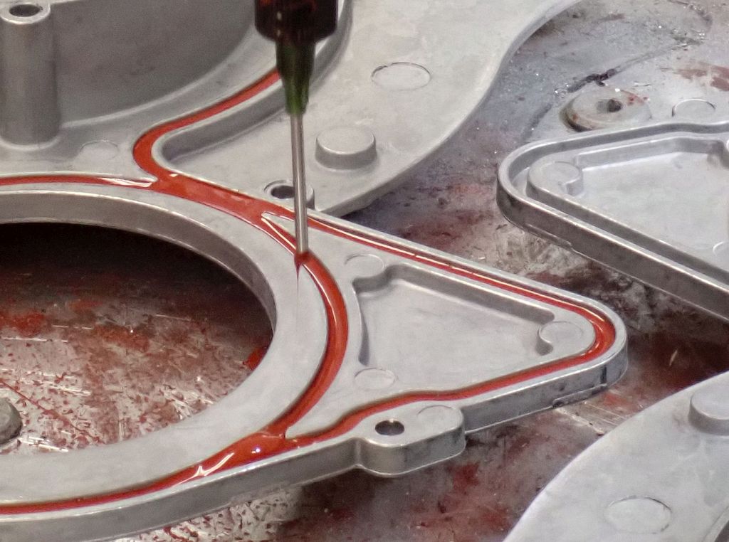 Robotické nanášení těsnění (1)